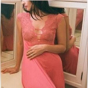 Elegant Pink Lace Nightgown from Lucia Zolea